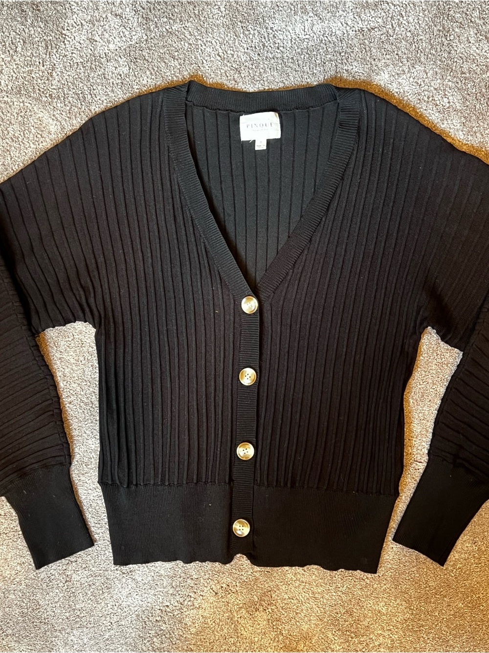 Pinque Black Ribbed V-Neck Button-Front Cardigan - Small